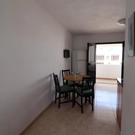 Appartement Apto Olas 4 *